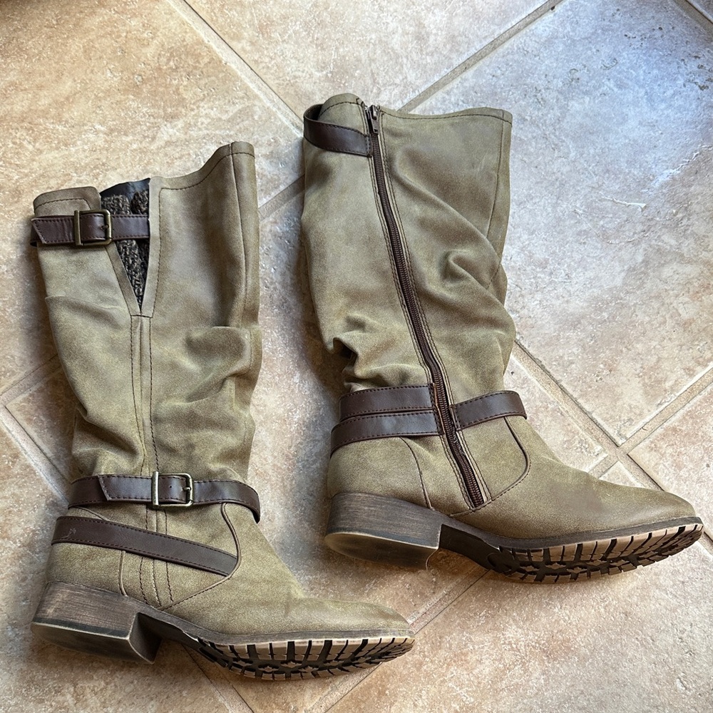 Sonoma Tan Heeled Boots with Straps
